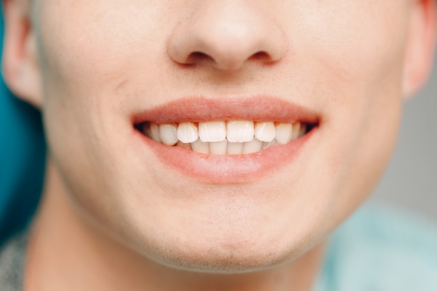 最近感覺牙齒松動，怎麼辦隻能坐等拔牙-能恢復嗎？