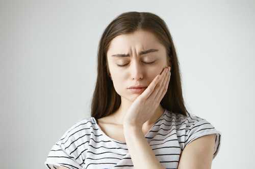 爲什麽會發生歙下颌關節彈響？